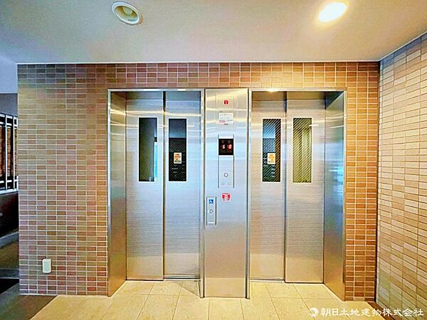 【エレベーター】エレベーターがあるから、毎日の暮らしがもっと便利に。