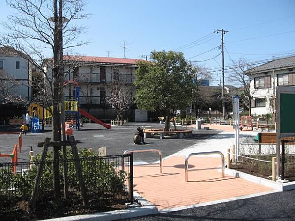等々力五丁目はなみずき公園（316m）
