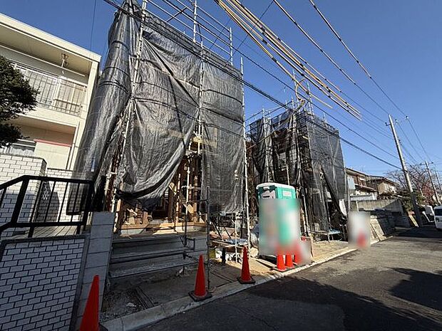 前面道路は車通りが少ないです♪