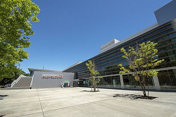 キッコーマンアリーナ（流山市市民総合体育館） 980m