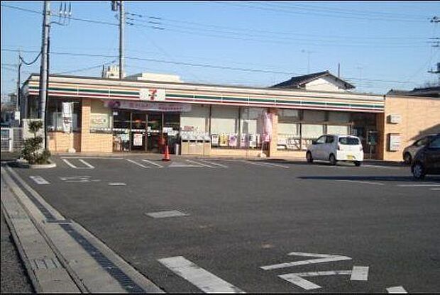 セブンイレブン北流山店 410m