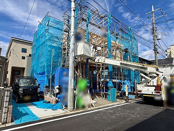 たっぷりの陽光と心地よい風が舞い込む住まいを想像させます♪