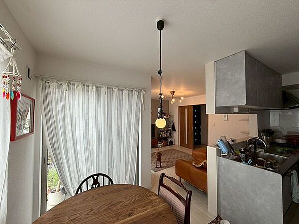 キッチンそばで動線も◎