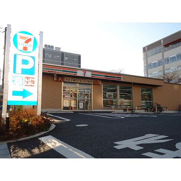 セブン-イレブン 流山おおたかの森駅東口店 770m