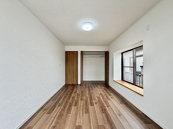 〈7.5帖〉家具の配置がしやすく、お好みのインテリアで理想のリラックス空間を演出できます。