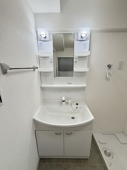 洗面ボウルは広さがあるので、洗髪はもちろんのこと、ちょっとした洗濯物の手洗いにも最適です♪