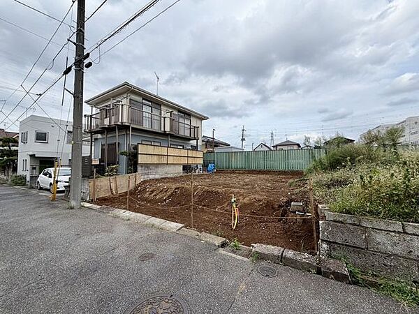 たっぷりの陽光と心地よい風が舞い込む住まいを想像させます♪