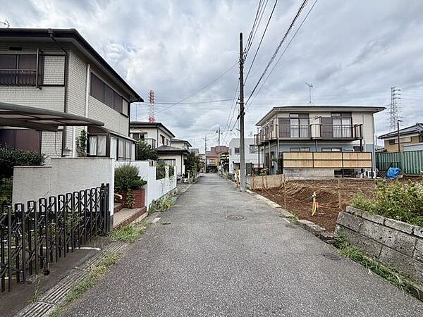 前面道路幅員約5.0ｍ！車の取り回しも苦になりません！