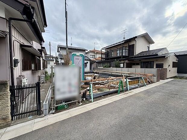 スーパー、コンビニ、ドラッグストア等々徒歩圏内に点在しており、暮らしやすい環境です!