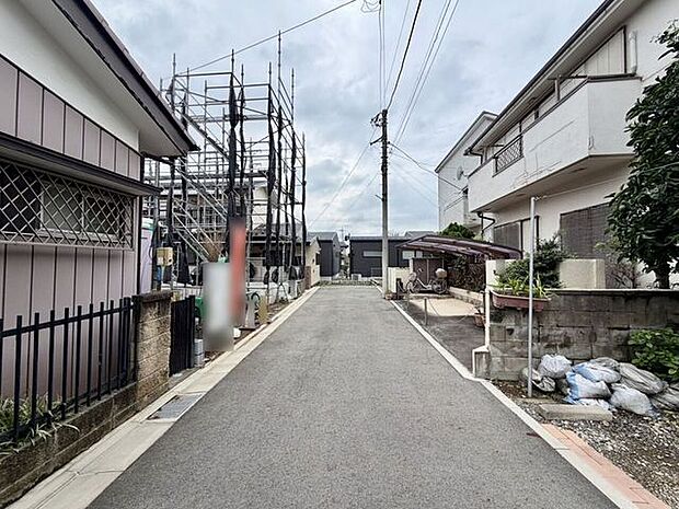 運河駅徒歩3分でありながら閑静な住宅街!東武アーバンパークライン急行停車駅!当駅始発の列車を選べば、座って快適に通勤・通学ができます!