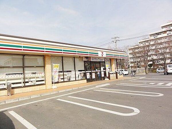 セブン-イレブン 柏松葉町店 430m