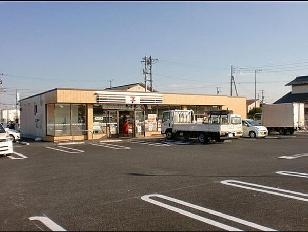 セブンイレブン流山南店 171m