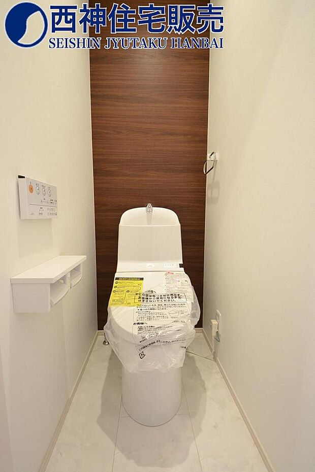 （施工例）もちろん1階、2階高機能型ウォシュレットトイレ標準装備でございます。