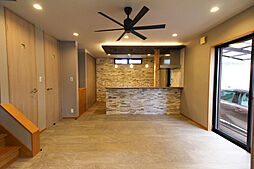 素材美が際立つモダンリゾートスタイルｉｎ安養寺