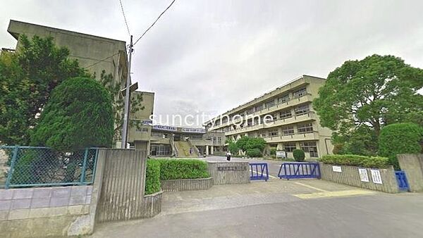 越谷市立北陽中学校 1190m