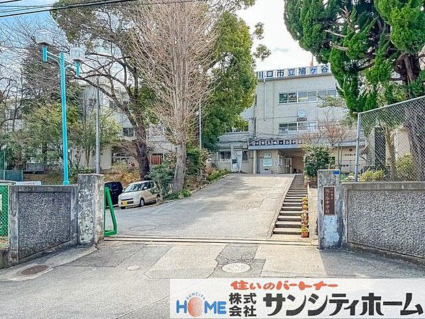 川口市立鳩ヶ谷中学校 撮影日(2022-03-17) 240m