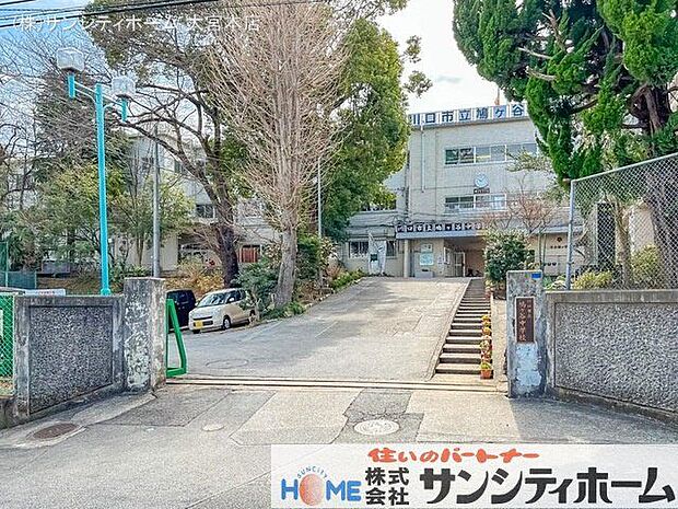 川口市立鳩ヶ谷中学校 撮影日(2022-03-17) 240m