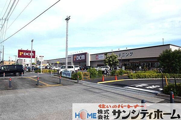 DCMさいたま蓮沼店 徒歩29分。 2290m