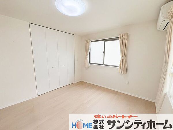 全居室に収納を完備しておりますので、居室の全空間を有効活用できます。