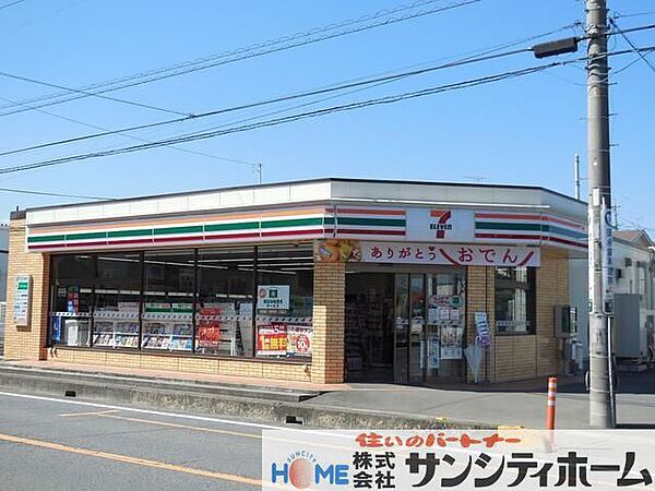 セブンイレブン鴻巣宮前店 徒歩9分。 690m