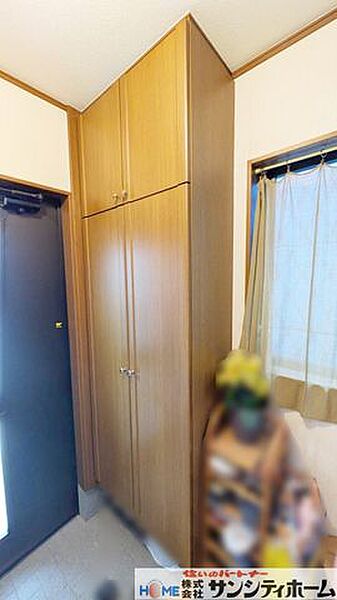 いつも気持ち良くご家族を迎えられる明るい玄関