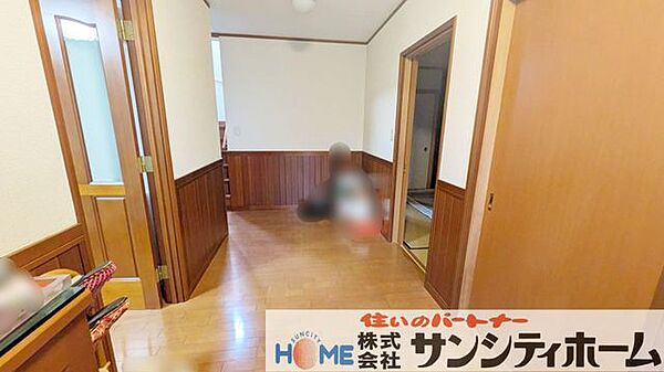 清潔感あふれる広々とした玄関スペースが家族をお出迎えします。