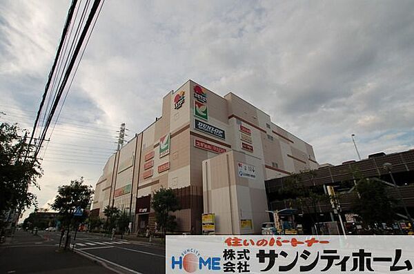 ヨークマート日進店 徒歩9分。 720m