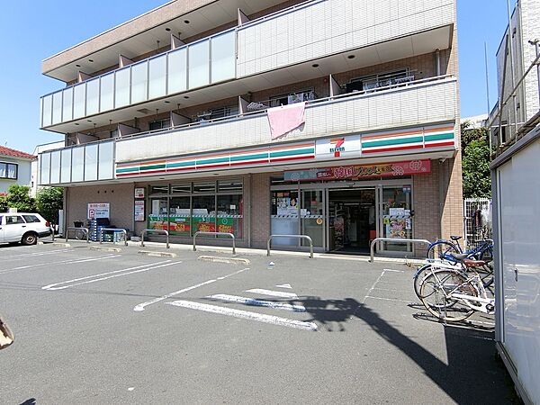 セブンイレブン西蒲田3丁目店距離１９０ｍ