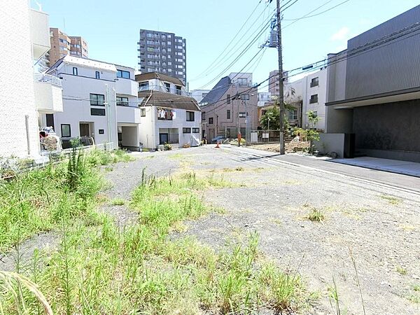 現地：令和８年８月７日撮影　陽当り良好の現地