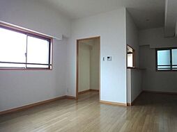 カナルスカイコンフォート 201 2階3LDKのリビング/ダイニング