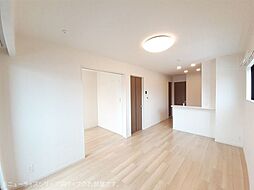 シャンティープレースナゴミ 2階2LDKのリビング/ダイニング