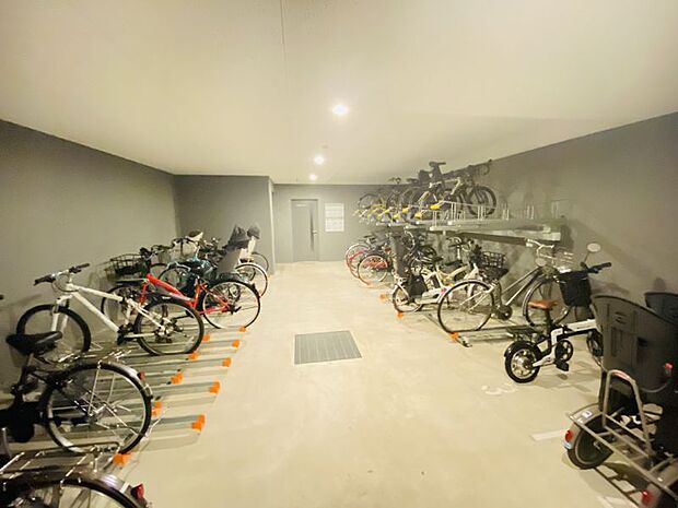 自転車をご利用される方には嬉しい駐輪場がございます！