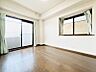 室内：LDK以外の4部屋はいずれも5帖以上の広さを確保しております☆