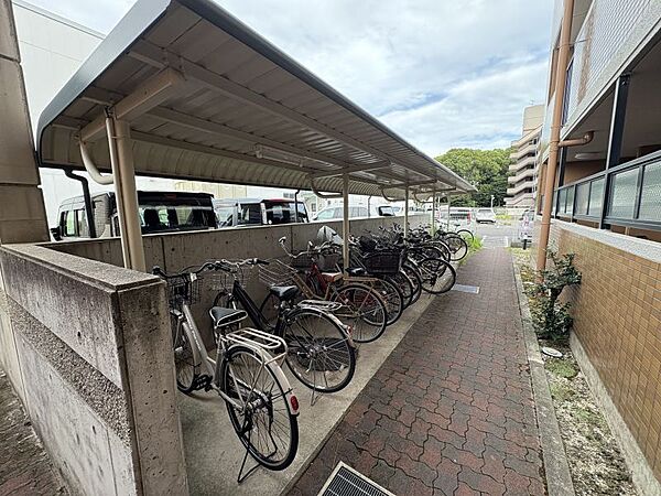 駐輪場スペースも充実しており、自転車を利用される方も安心です！