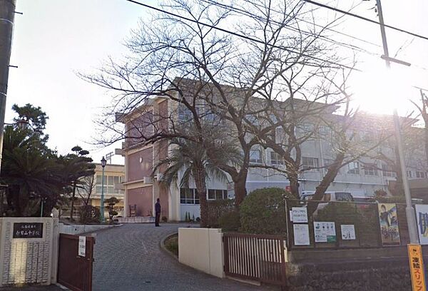 伊勢山中学校まで　280m　徒歩約4分●学校周辺には正木町遺跡、東古渡遺跡、尾張元興寺跡などがあります。