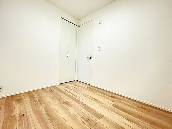 各部屋にクローゼットがございます！