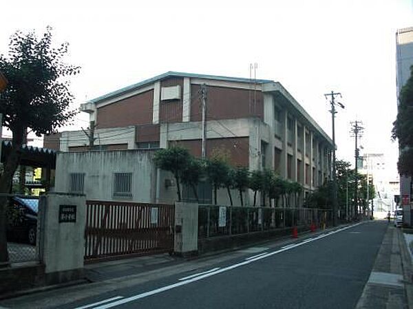 葵小学校まで　666m　徒歩約9分●【教育目標】ともに学び、ともに感じ、ともに創る葵っ子　1.進んで学ぶ子　2.思いやりのある子　3.健やかな子　4.広い目をもつ子