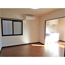 フレグランス モロエ 102 1階2LDKのリビング/ダイニング