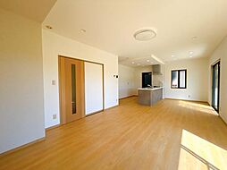 仲多度郡多度津町大字葛原503-4 5LDKのリビング/ダイニング