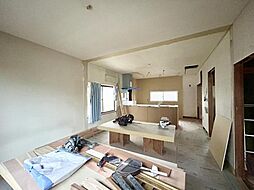 善通寺市木徳町501-17 4LDKのリビング/ダイニング