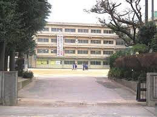 【中学校】鎌ケ谷市立第二中学校まで645ｍ