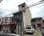 大宮駅より徒歩8分 4階 築33年6ヶ月の賃貸物件