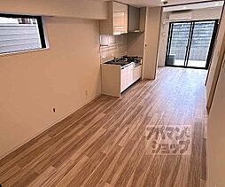 京都市営烏丸線 丸太町駅 徒歩7分の賃貸マンション 1階1LDKのリビング/ダイニング