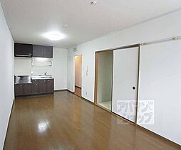 京都市営烏丸線 北山駅 徒歩31分の賃貸アパート 2階2LDKのリビング/ダイニング