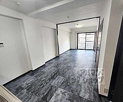 クローカス三条 401 4階1LDKのリビング/ダイニング