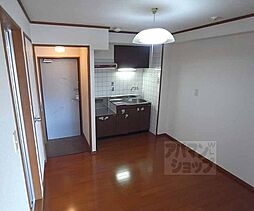 京都市営烏丸線 北大路駅 徒歩32分の賃貸マンション 1階1DKのリビング/ダイニング