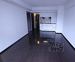 阪急京都本線 西院駅 徒歩9分の賃貸マンション 5階2LDKのリビング/ダイニング