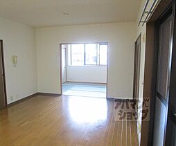 京都市営烏丸線 北山駅 徒歩11分の賃貸マンション 1階3LDKのリビング/ダイニング