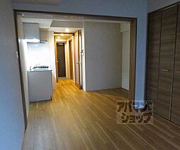 JR山陰本線 円町駅 徒歩5分の賃貸マンション 4階1DKのリビング/ダイニング