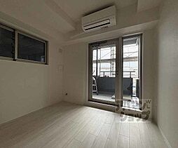 京都地下鉄東西線 二条城前駅 徒歩11分の賃貸マンション 4階1SLDKのリビング/ダイニング